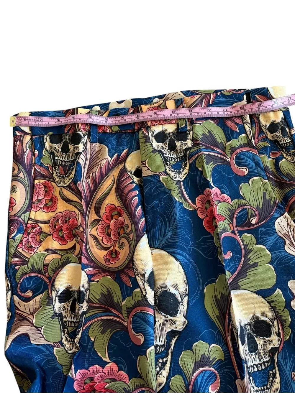 Halloween Bold Blue Floral & Skull Print Men's Suit Jacket, Pants and Tie Sz M